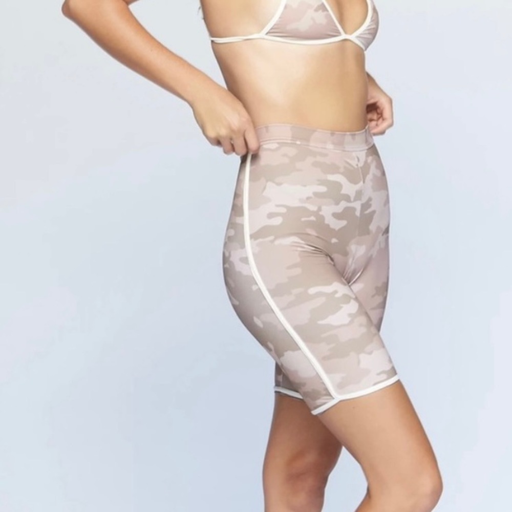 Acacia Fox in Dakota Camo (110ven)